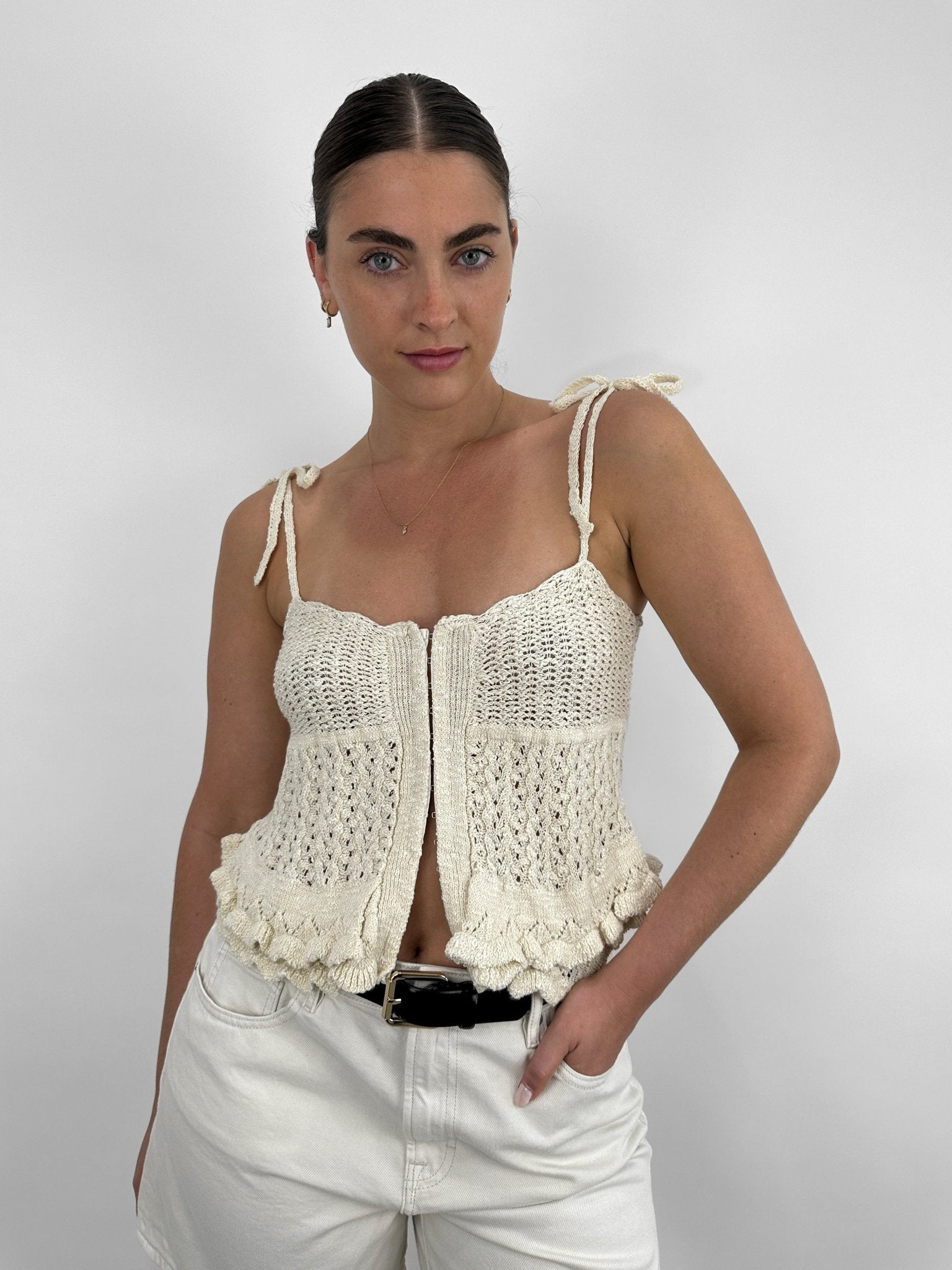 Sky to Moon Crochet Knit Ruffle Hem Tank Beige Large