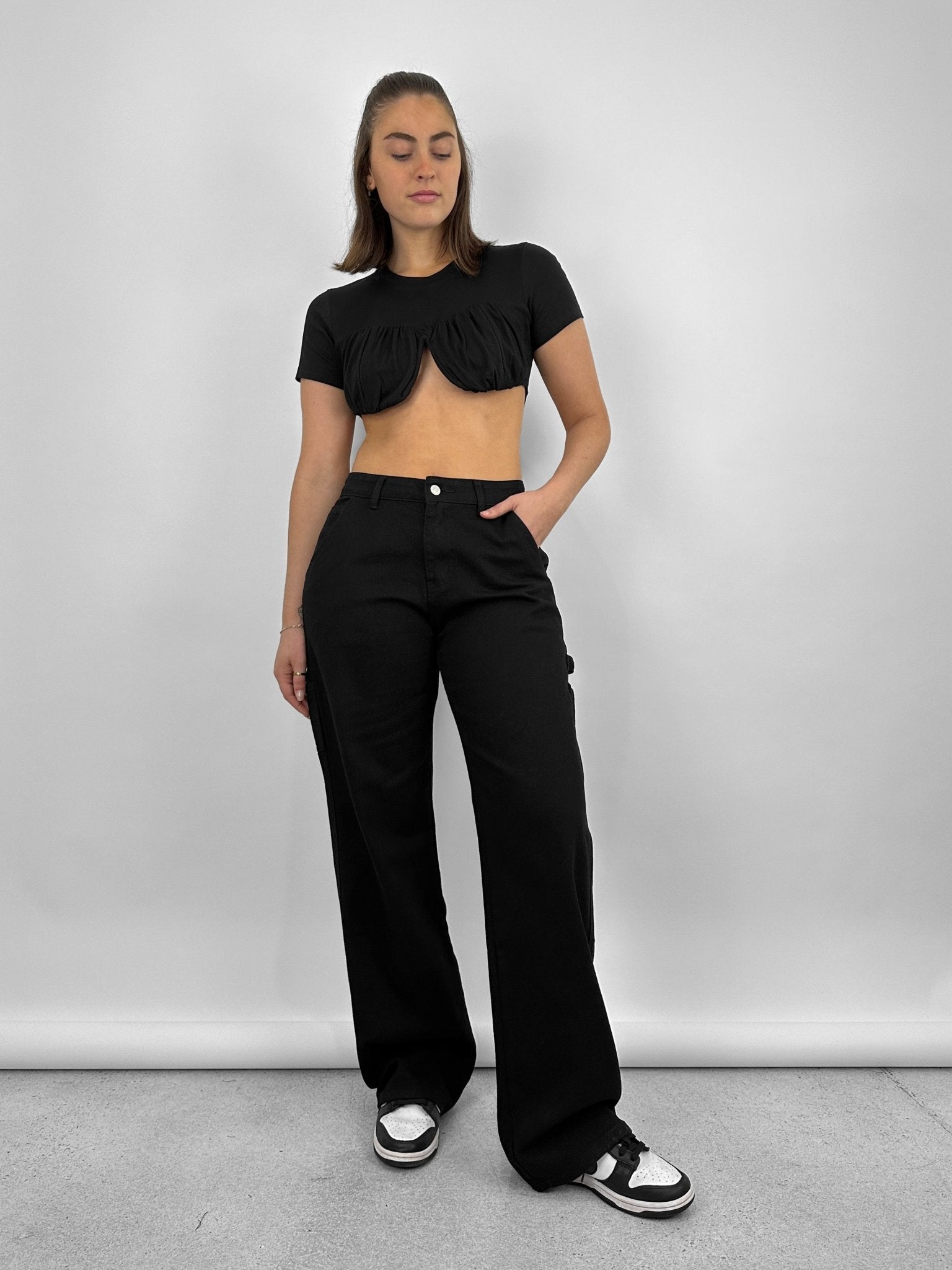 Crew Neck Cropped Underwire Tee - Vamp Official