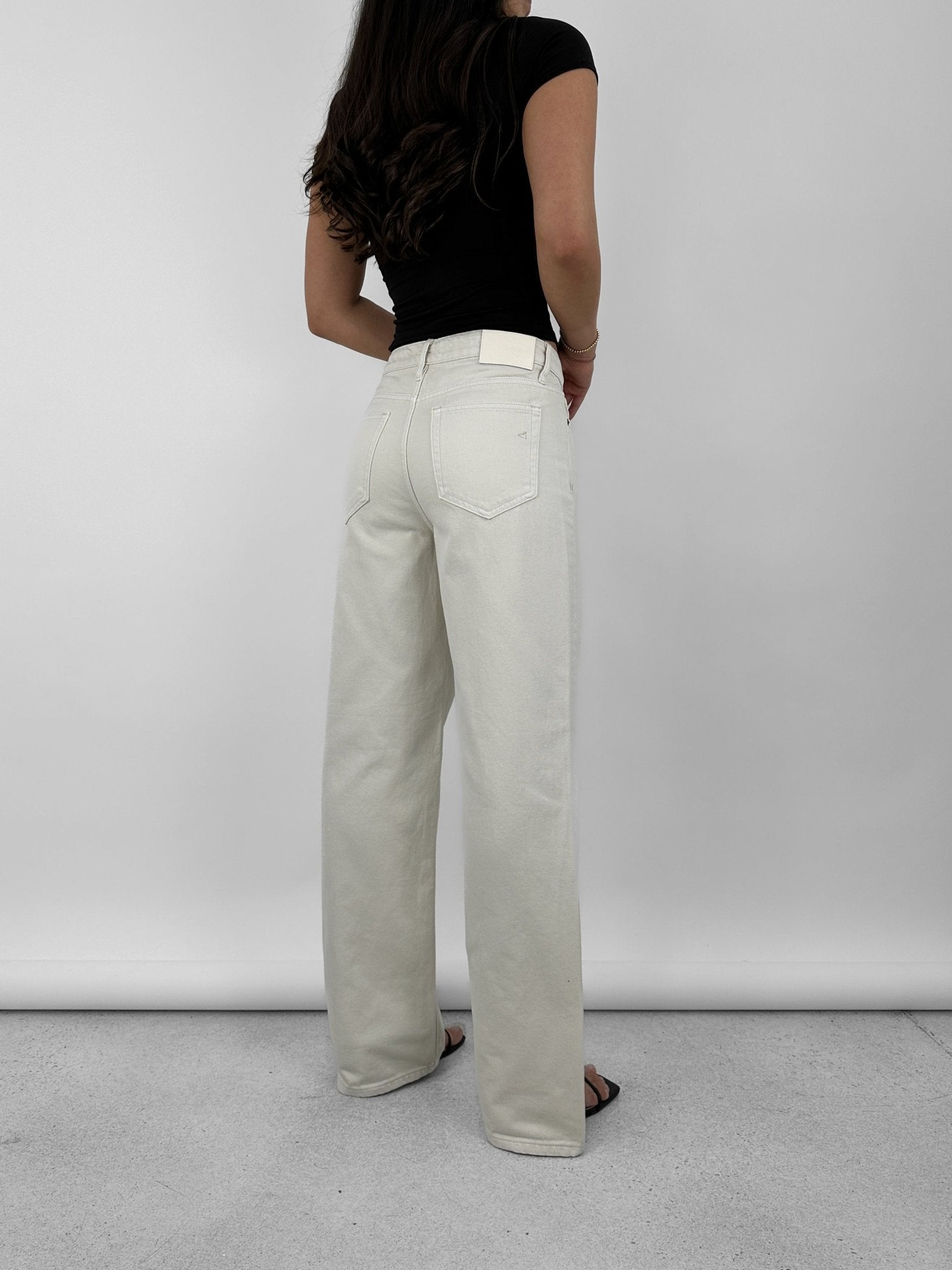 Crossover Straight Leg Jeans - Vamp Official