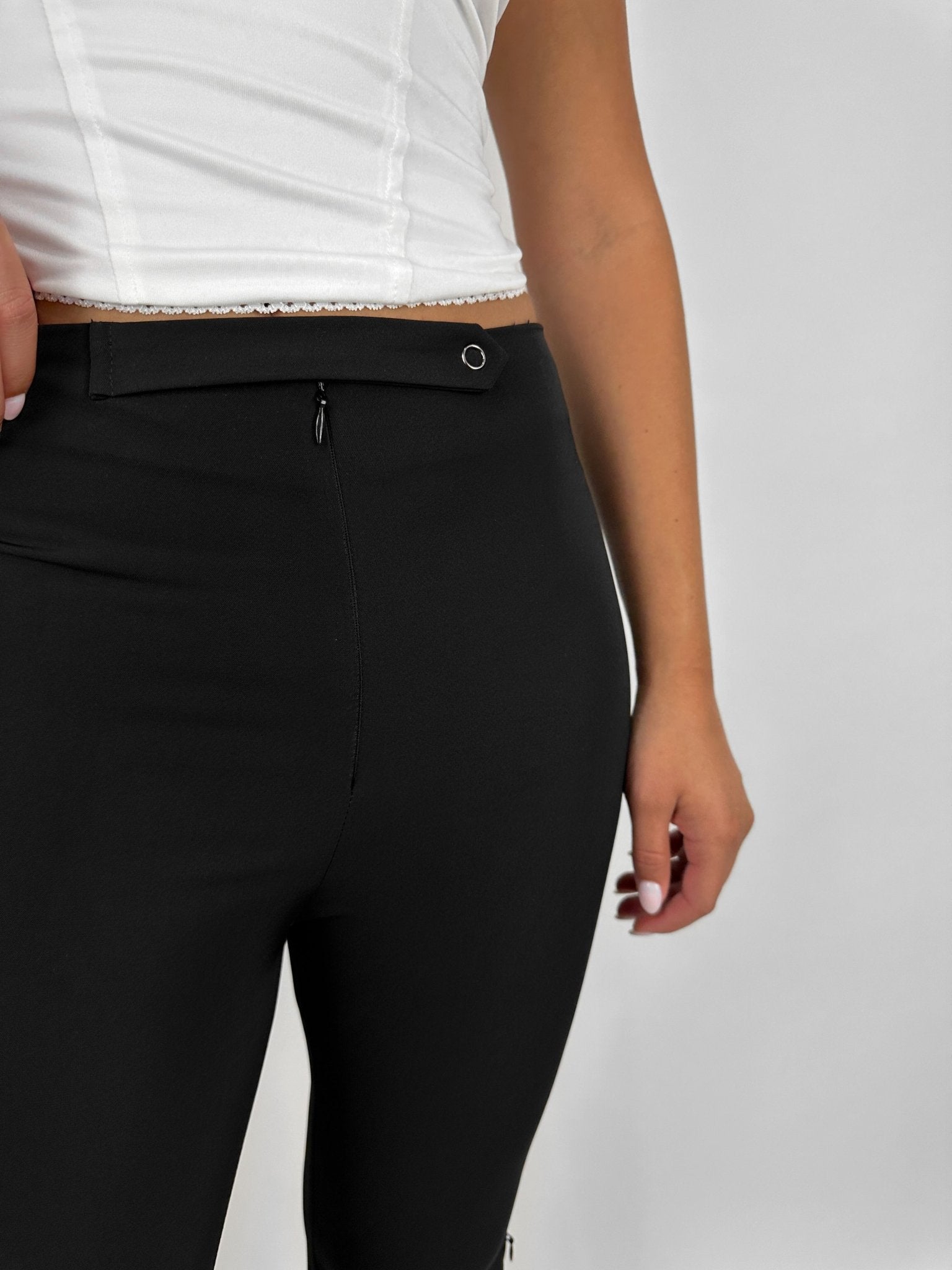 High Rise Zipper Capri Pants - Vamp Official