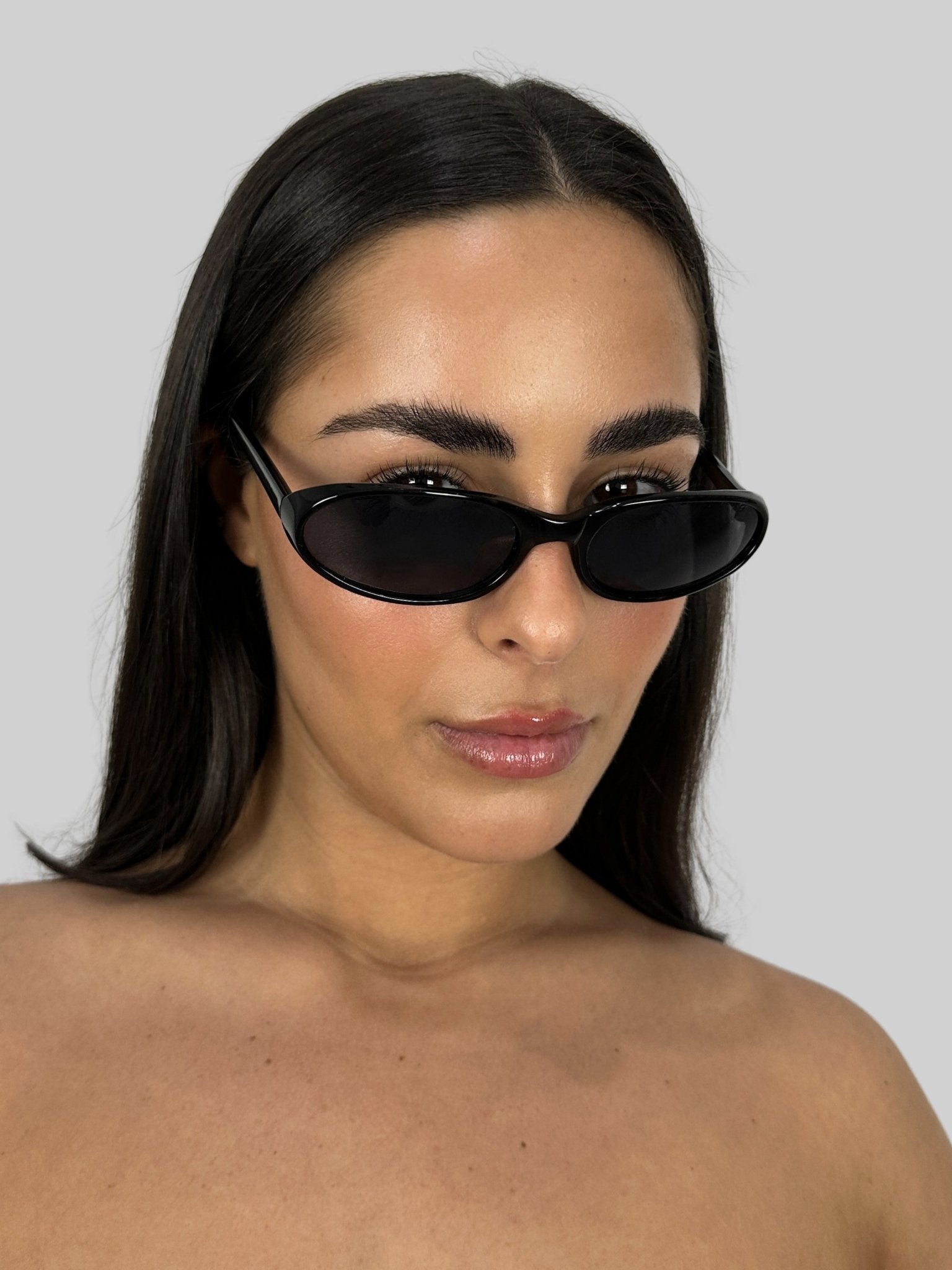 Lizzie Sunglasses - Vamp Official