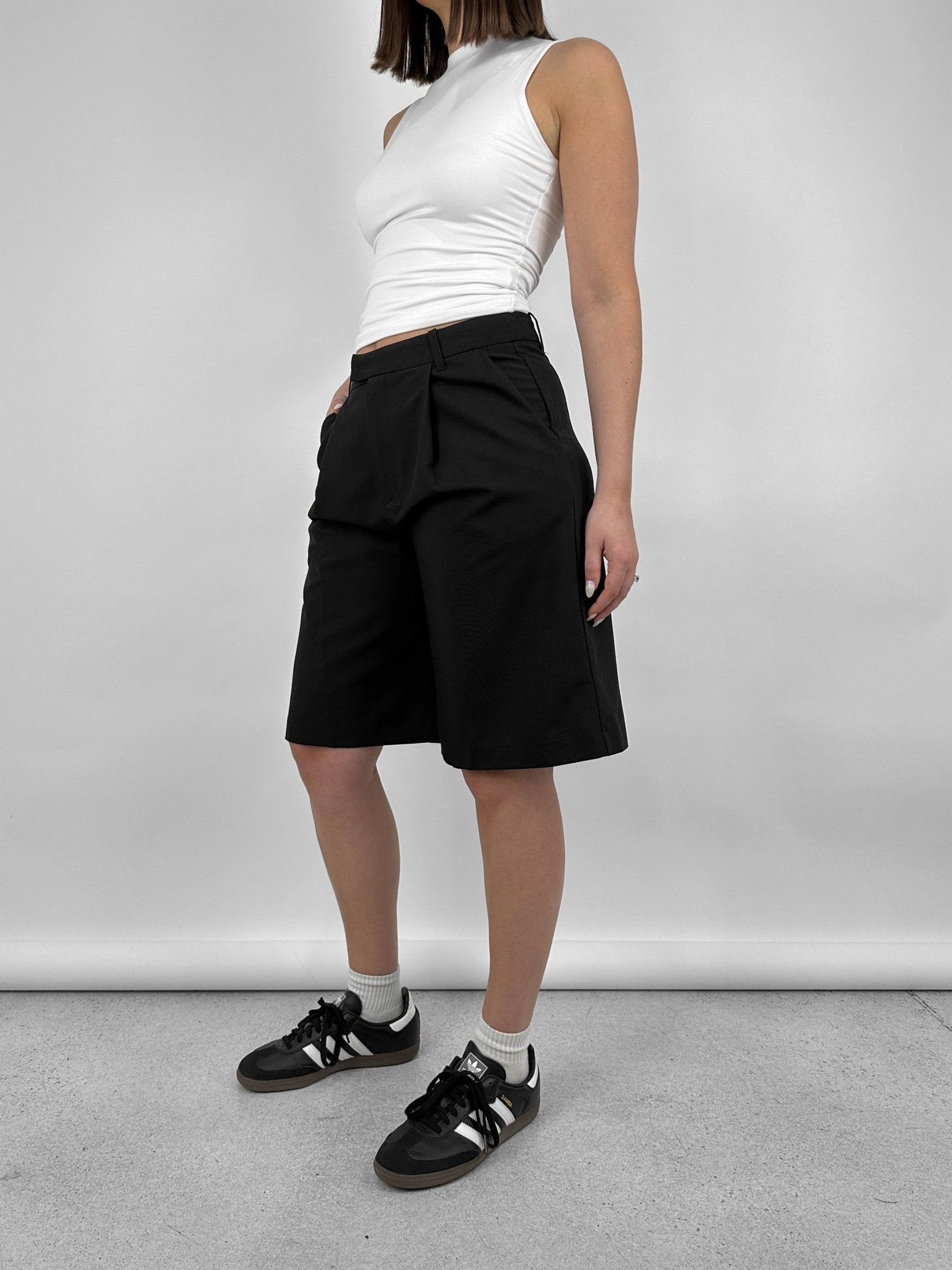 Menswear Mid Rise Trouser Shorts - Vamp Official