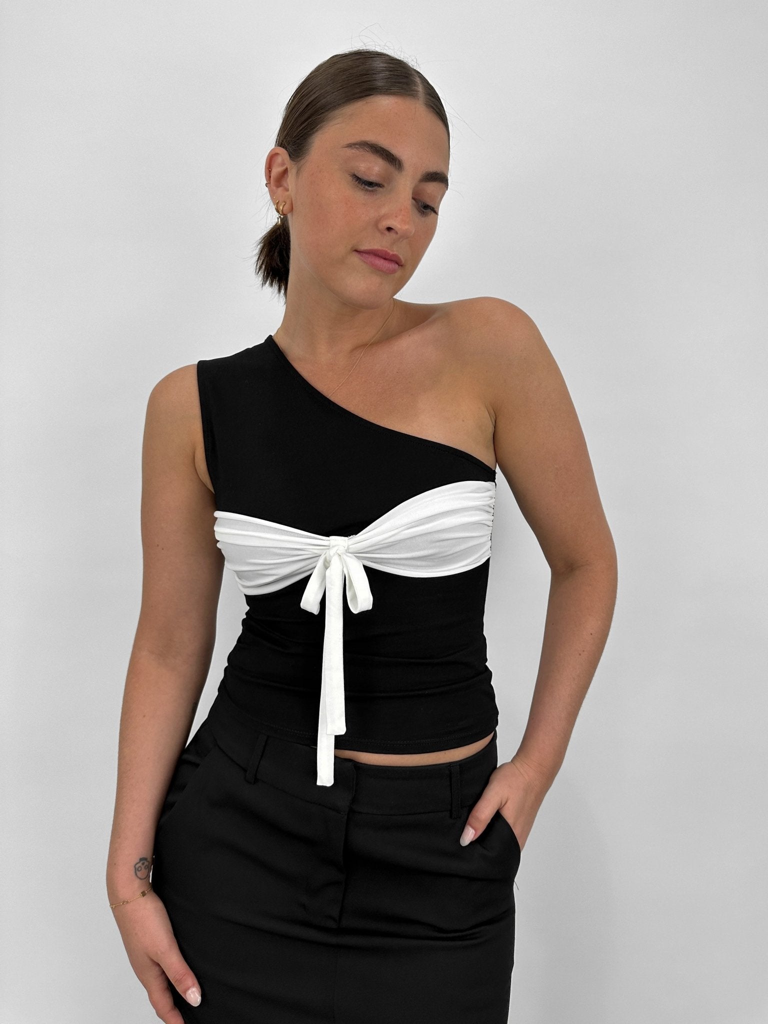 One Shoulder Contrast Tie Chest Tank - Vamp Official