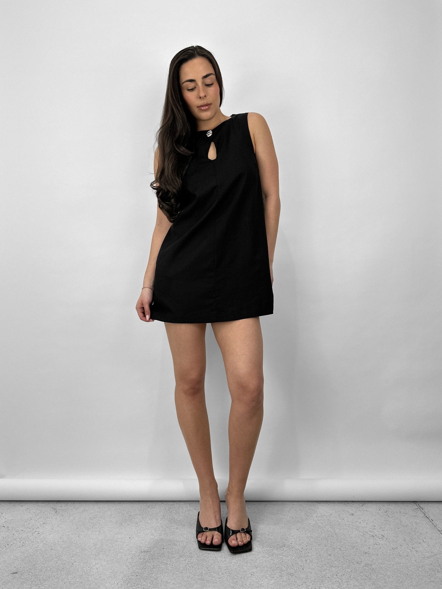 Organic Button Keyhole Shift Dress - Vamp Official