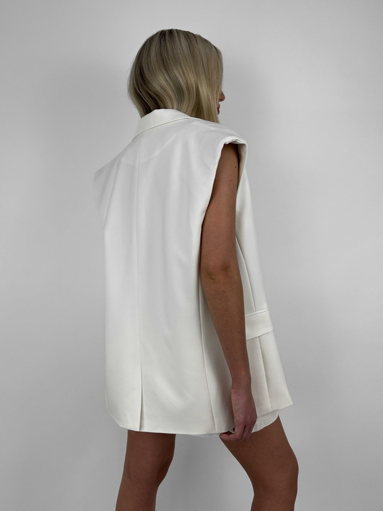 Oversized Structured Blazer Vest - Vamp Official