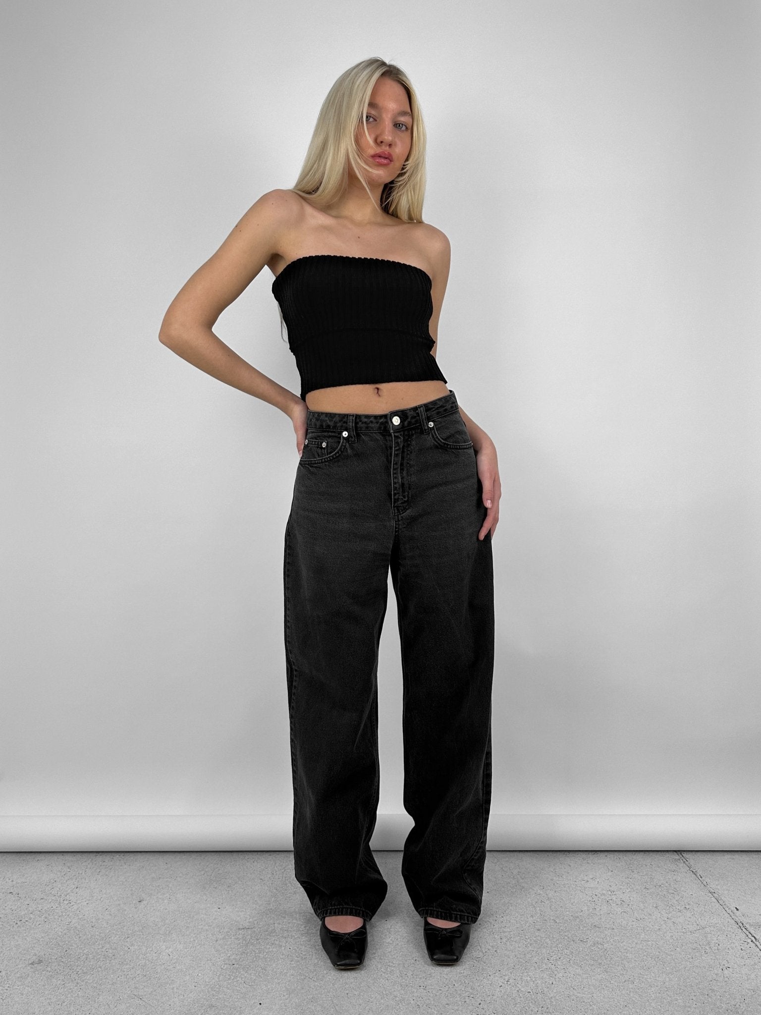 Ribbed Knit Fold Over Tube Top - Vamp Official