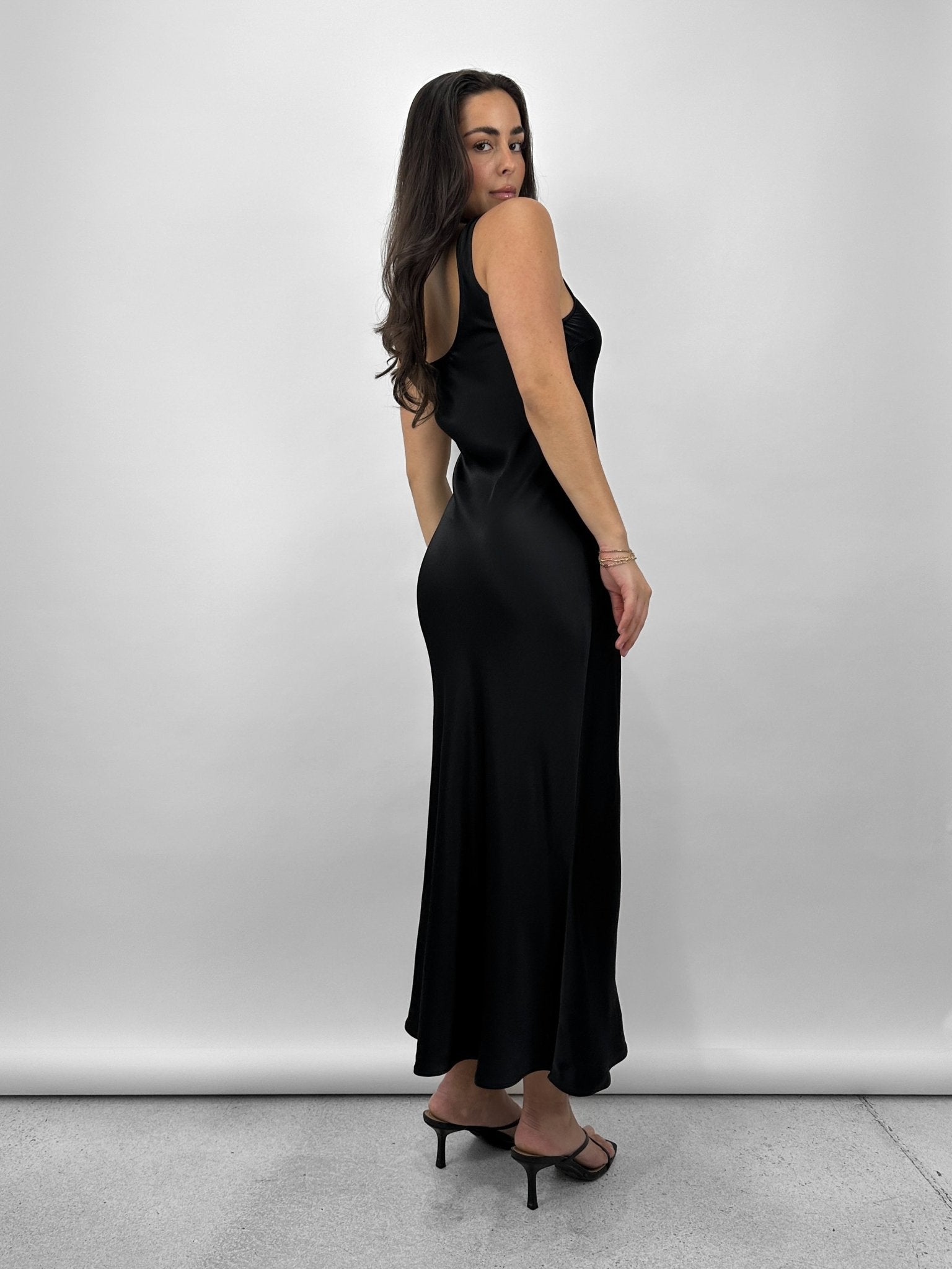 Scoop Neck Satin Midi Dress - Vamp Official