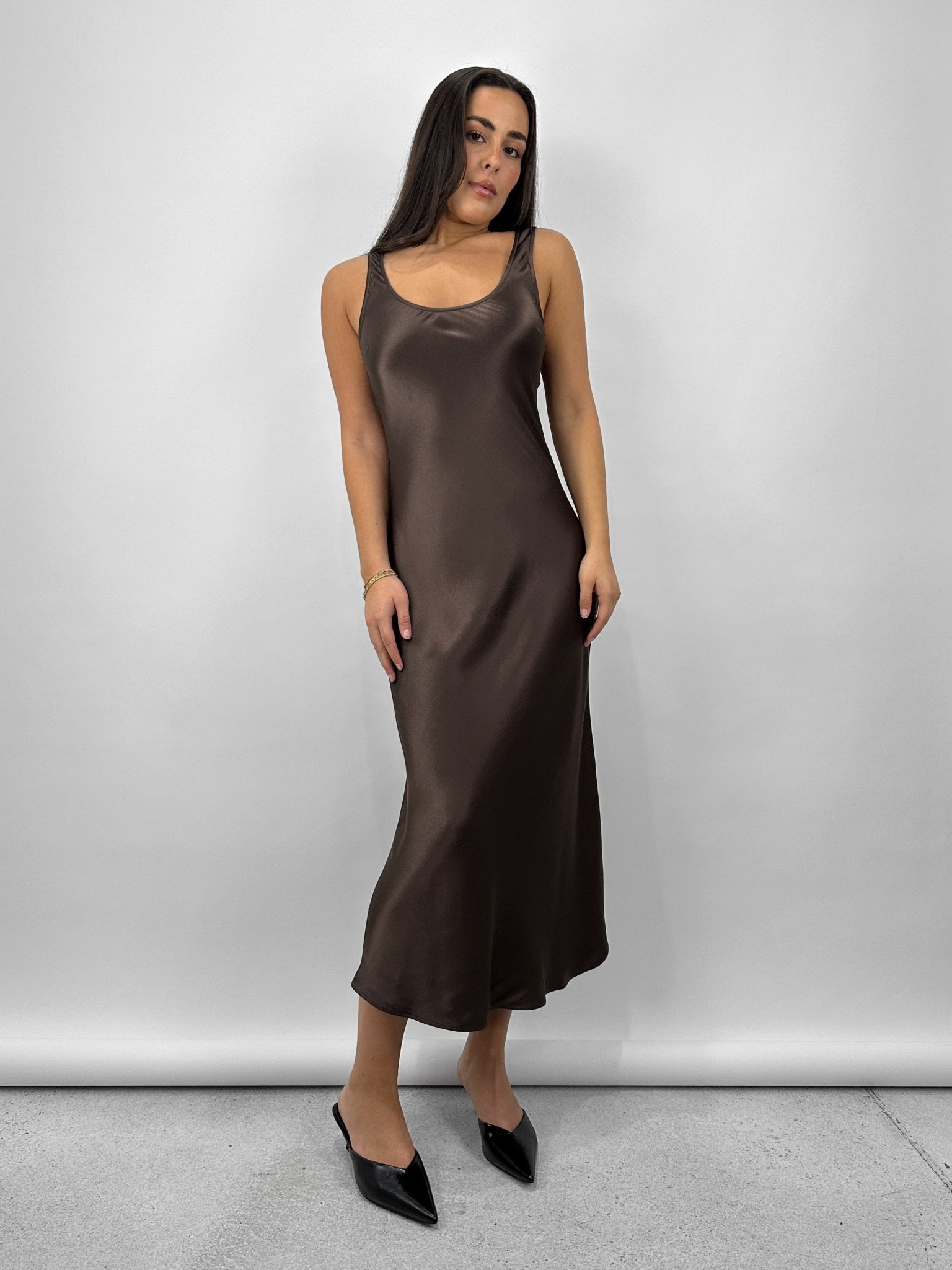 Scoop Neck Satin Midi Dress - Vamp Official