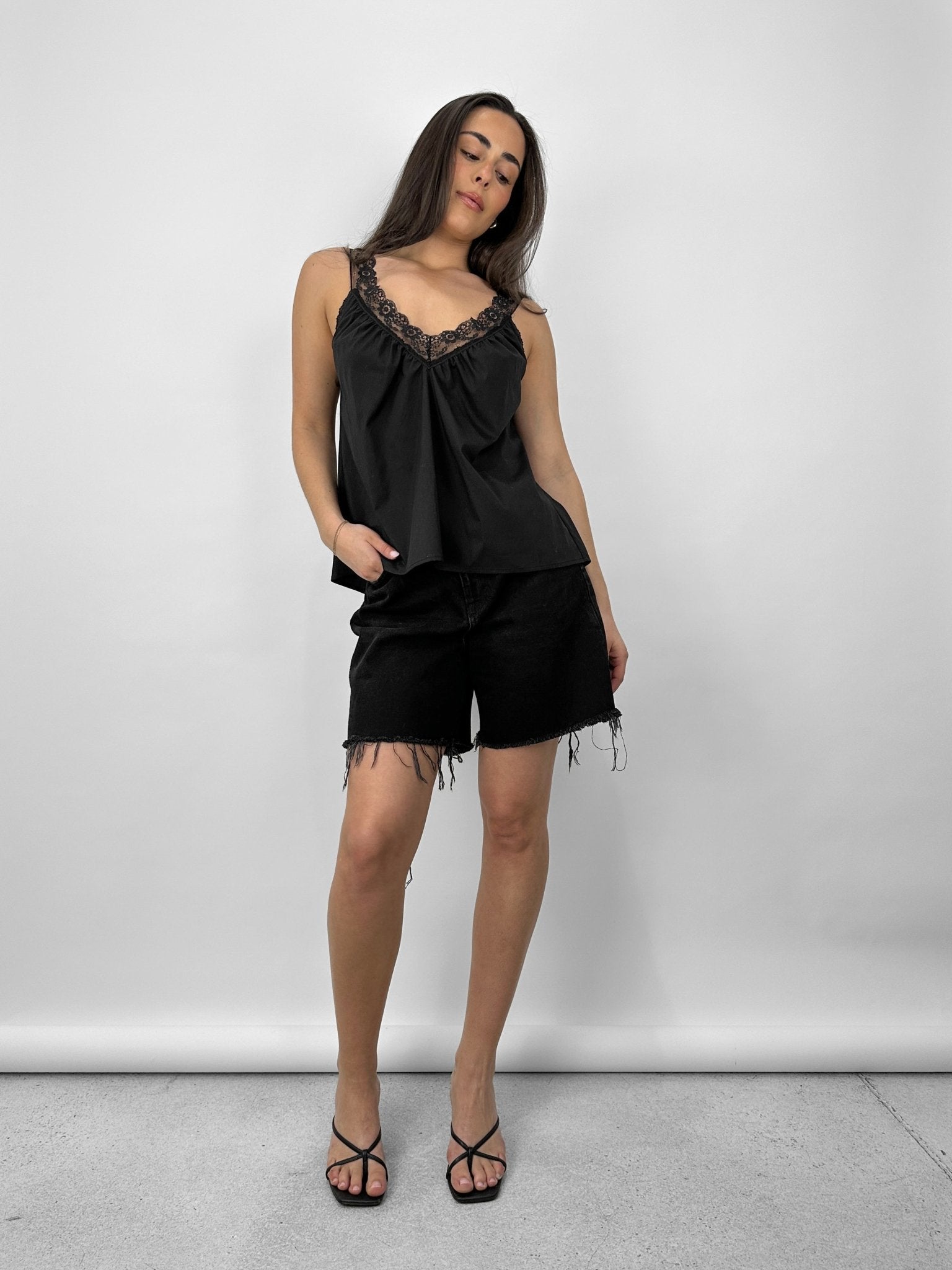 V Neck Lace Trim Tank - Vamp Official