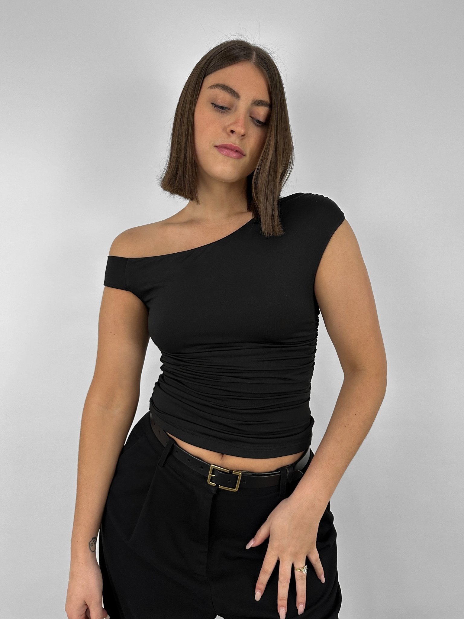 Asymmetrical Off The Shoulder Ruched Top - Vamp Official