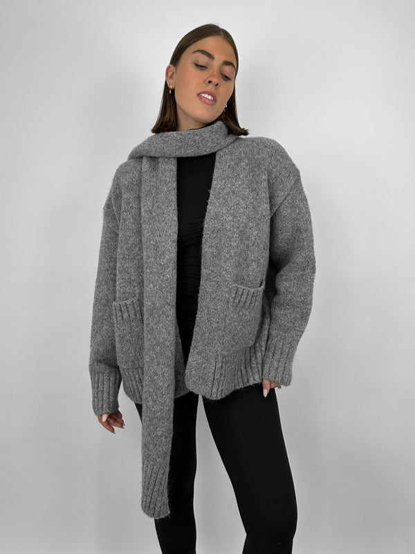 Chunky Knit Scarf Cardigan - Vamp Official