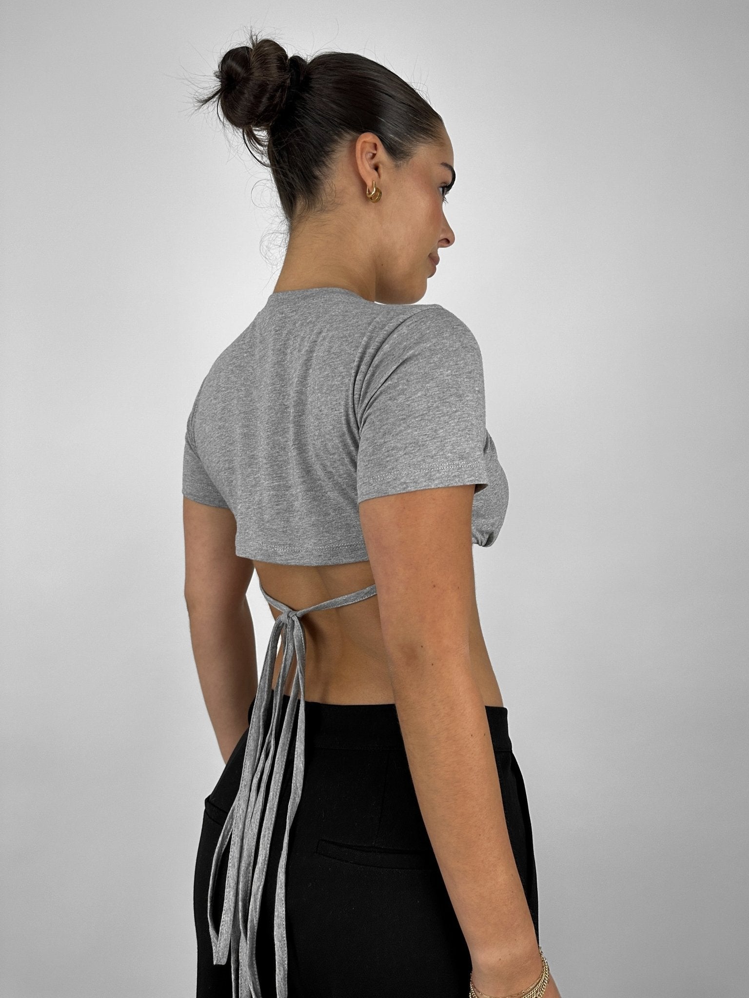 Crew Neck Cropped Underwire Tee - Vamp Official