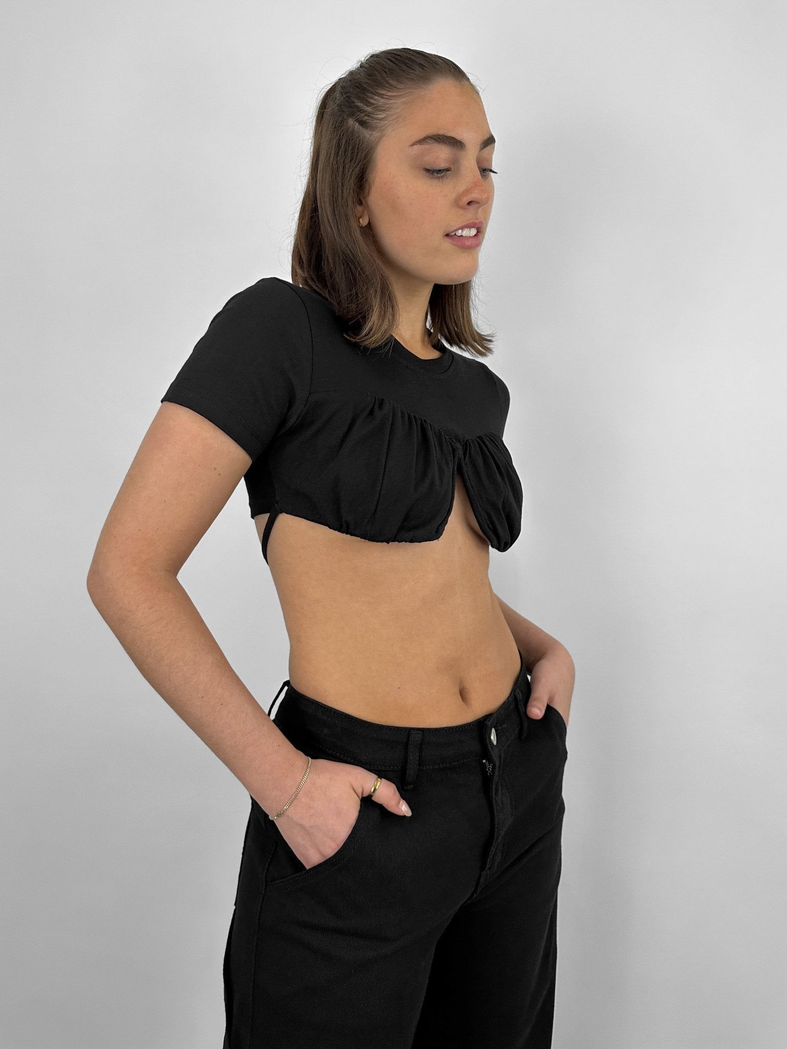 Crew Neck Cropped Underwire Tee - Vamp Official