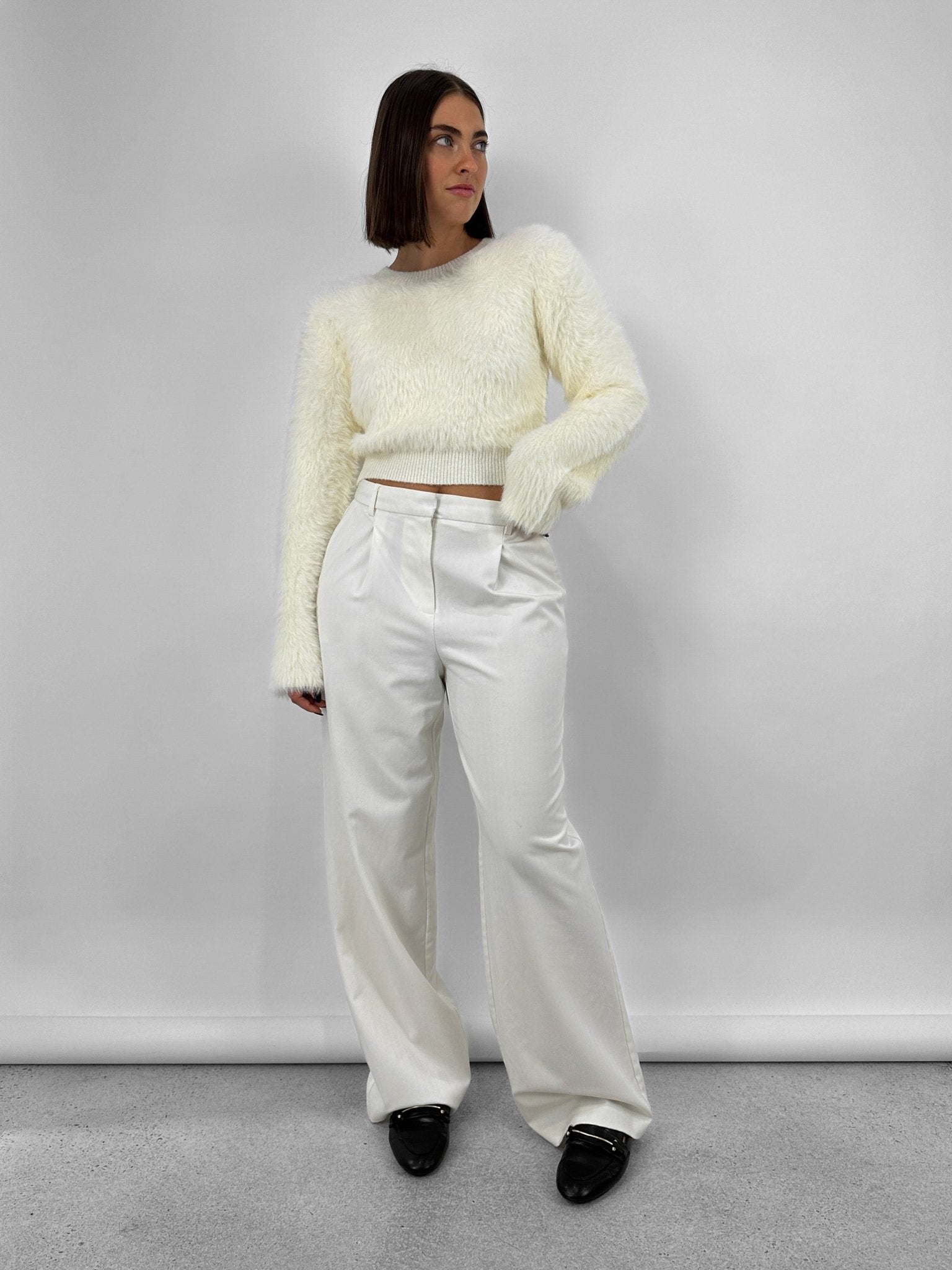 Cropped Wide Sleeve Fuzzy Sweater - Vamp Official