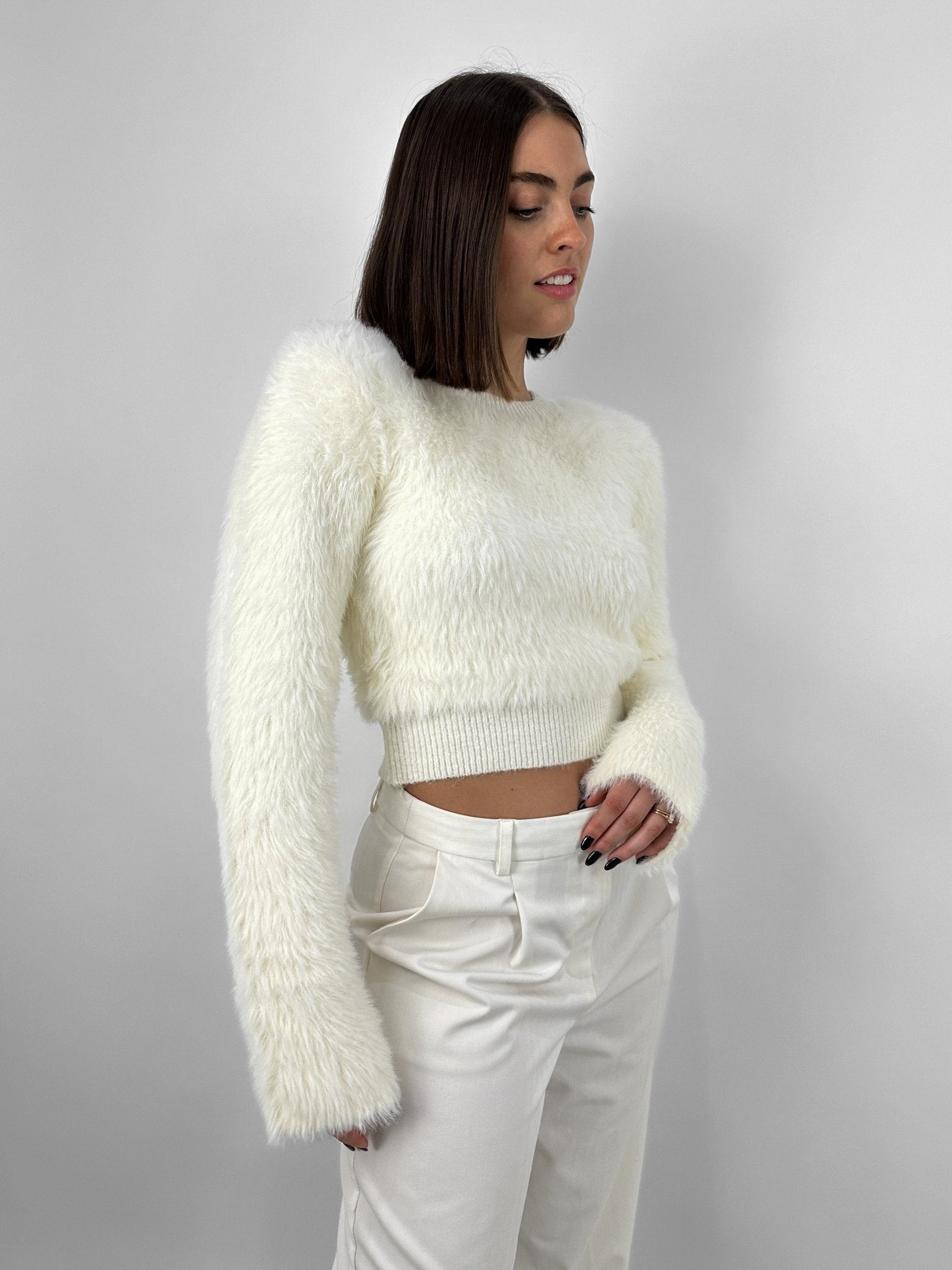 Cropped Wide Sleeve Fuzzy Sweater - Vamp Official