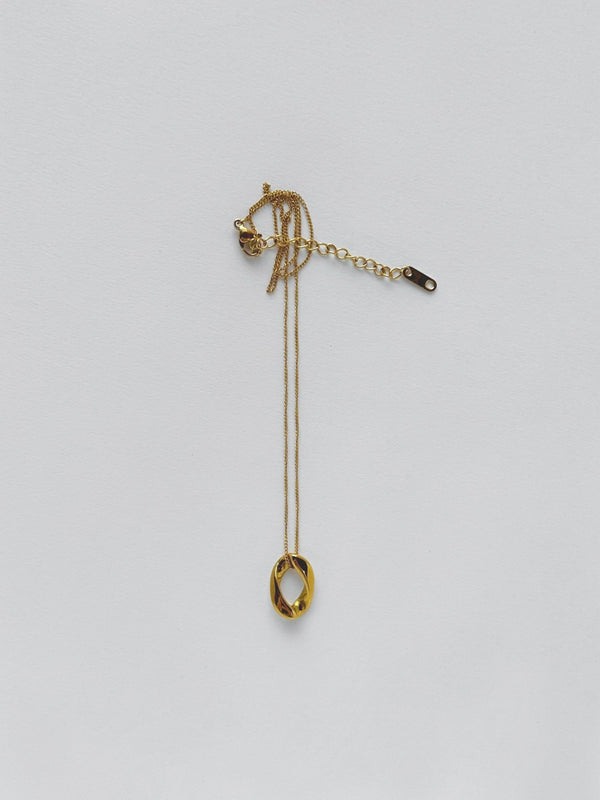 Curb Ring Pendant Necklace - Vamp Official