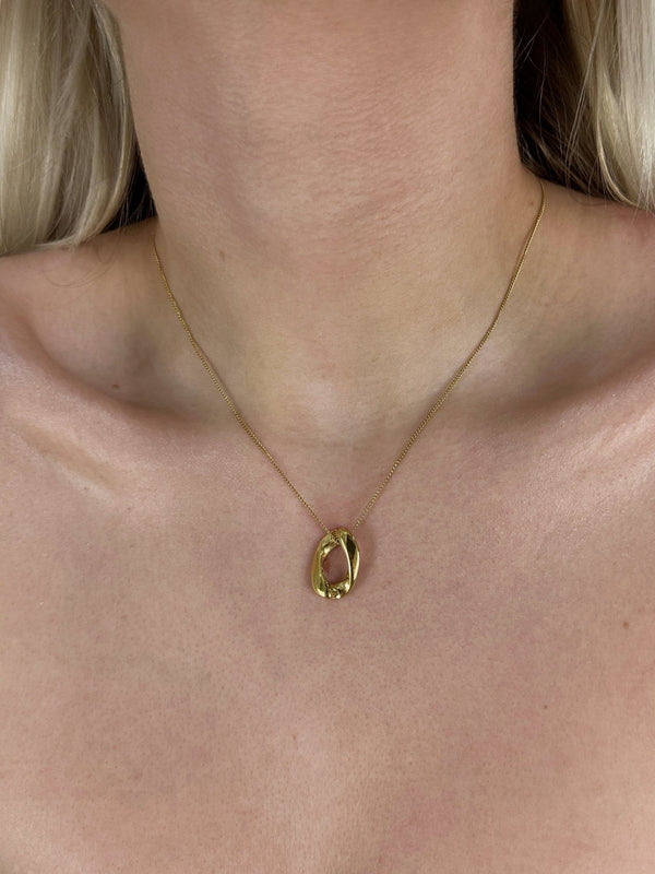 Curb Ring Pendant Necklace - Vamp Official