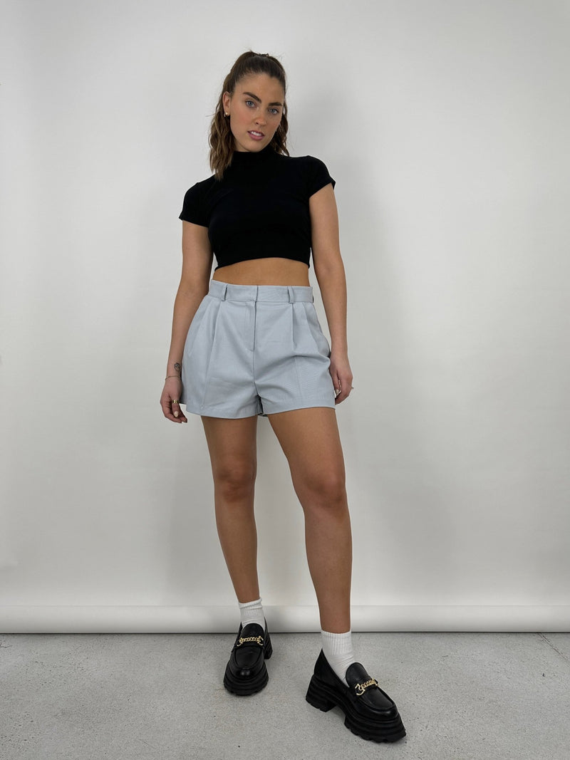 Pleated Wide Leg Trouser Shorts - Vamp Official