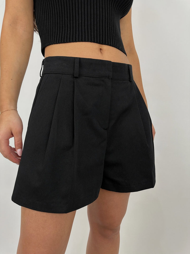Pleated Wide Leg Trouser Shorts - Vamp Official