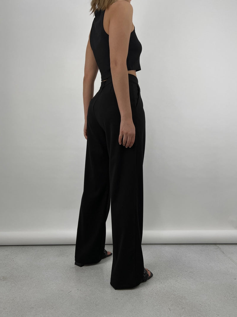 Relaxed Wide Leg Trousers - Vamp Official