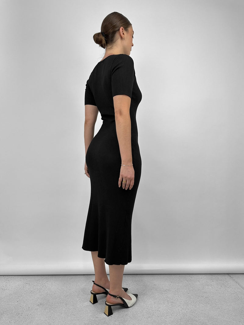 Ribbed Knit Button Short Sleeve Midi Dress - Vamp Official