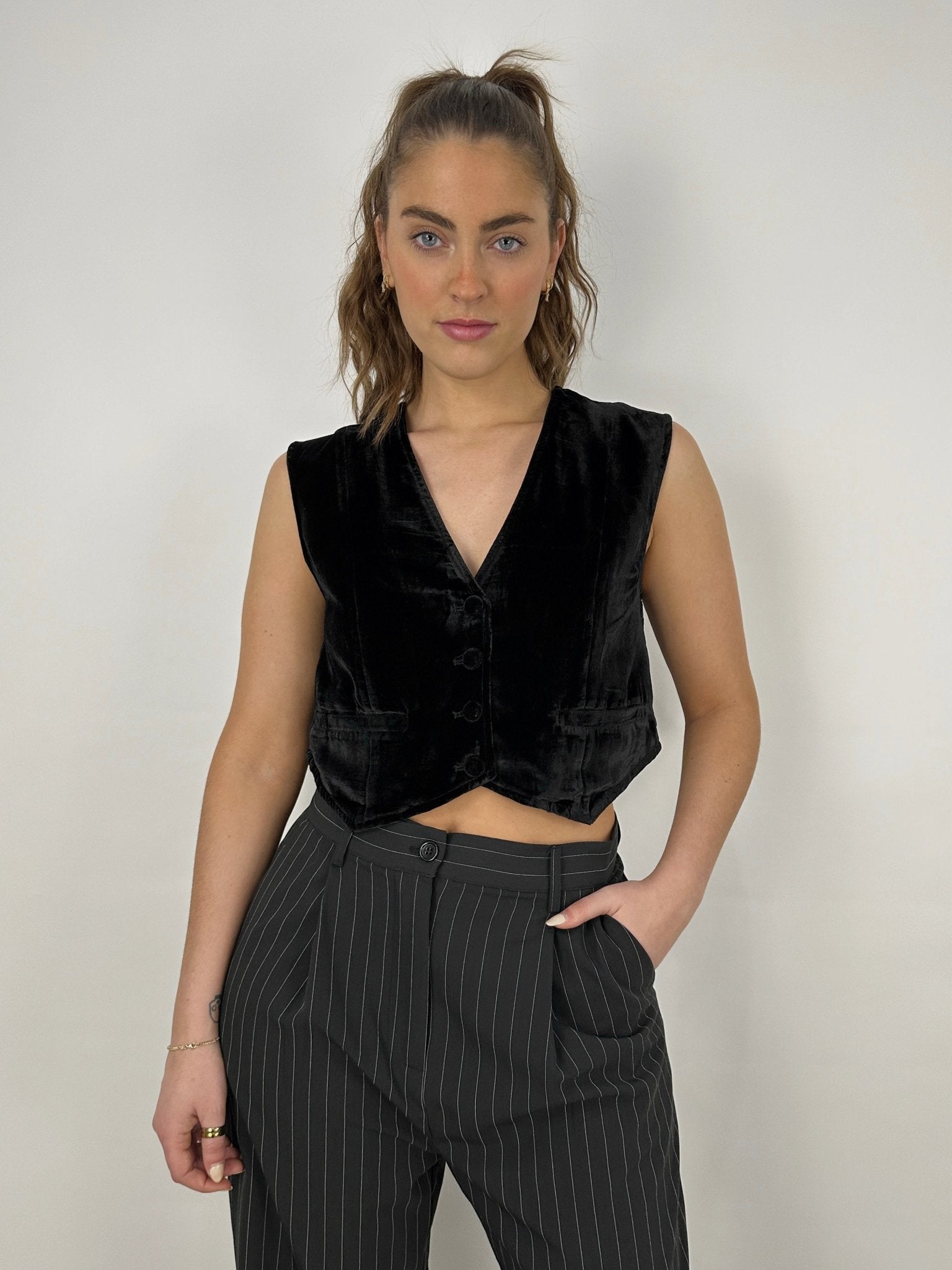 Velvet Boxy Cropped Vest - Vamp Official